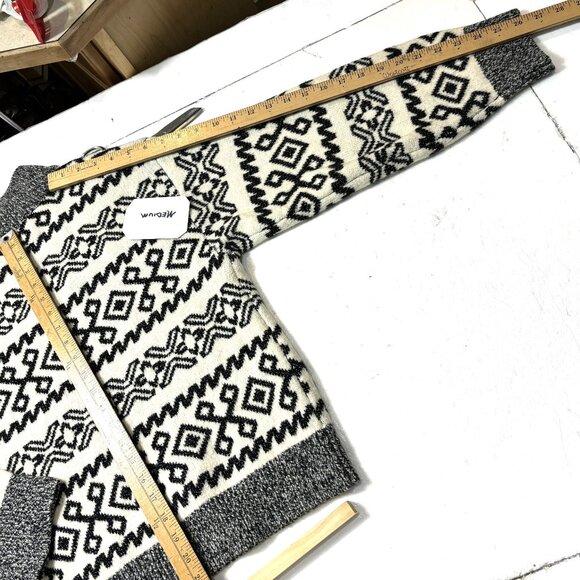 Christmas Holiday Sweater “Cheers” on front - A New Day NWOT - Picture 15 of 15